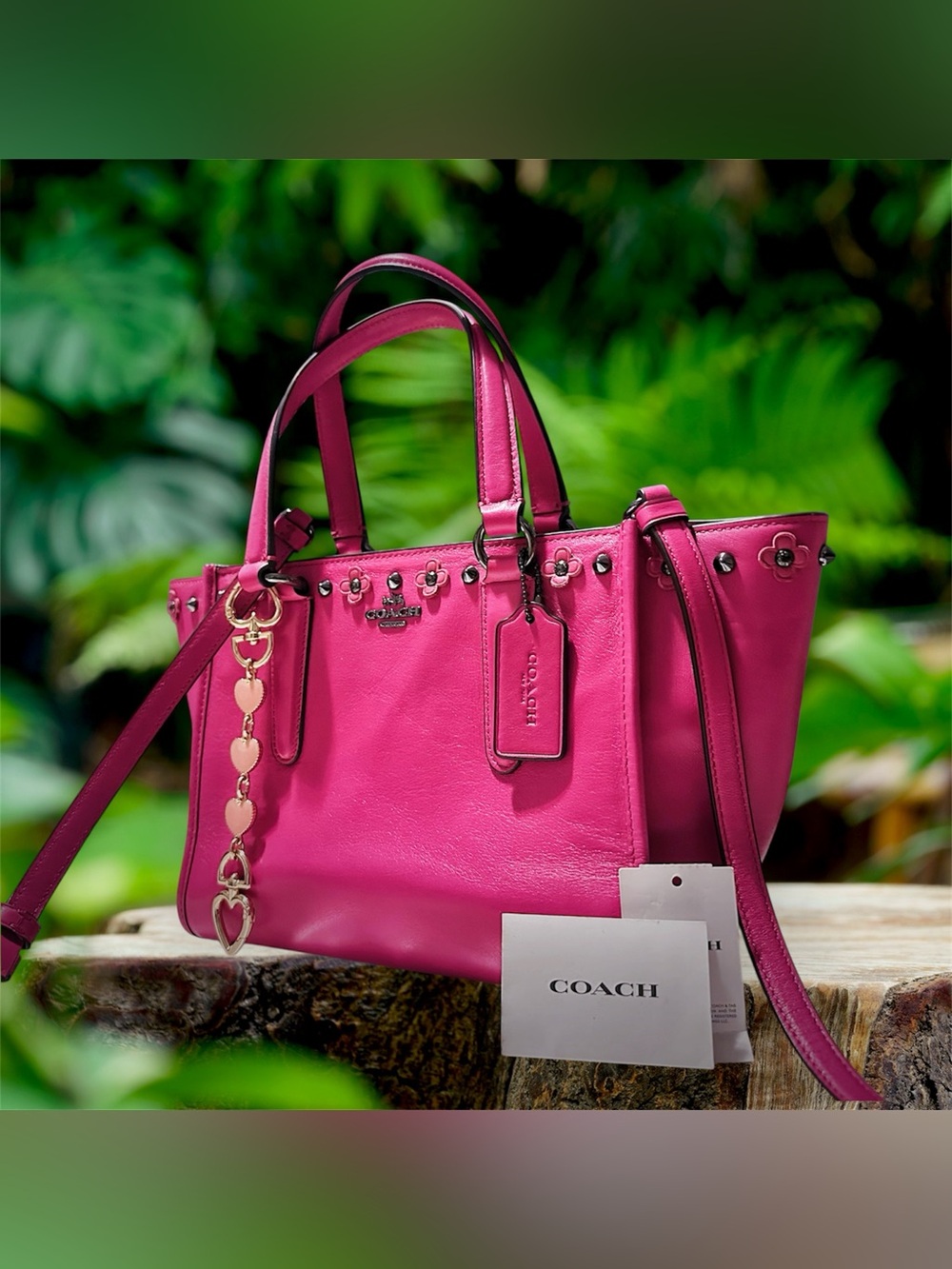 Rare Coach shoulder Bag Hot Pink Leather Tote bag Crossbody bag with Heart Charm - Picture 10 of 17
